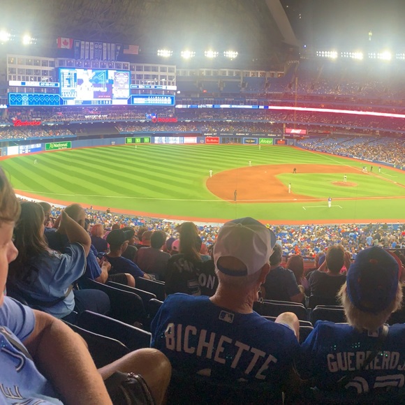 Meet your Posher, Cameron - Picture 1 of 1